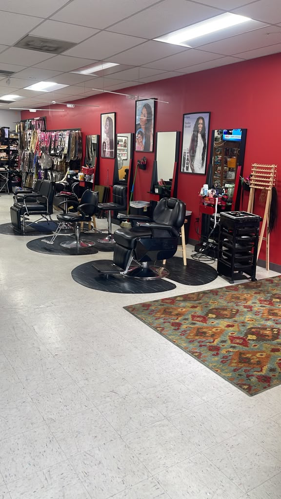 Solange's salon interior